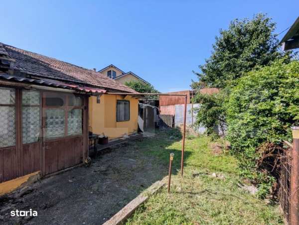 Investitie, Casa demolabila, teren 400 mp, front 11 m, Marasti