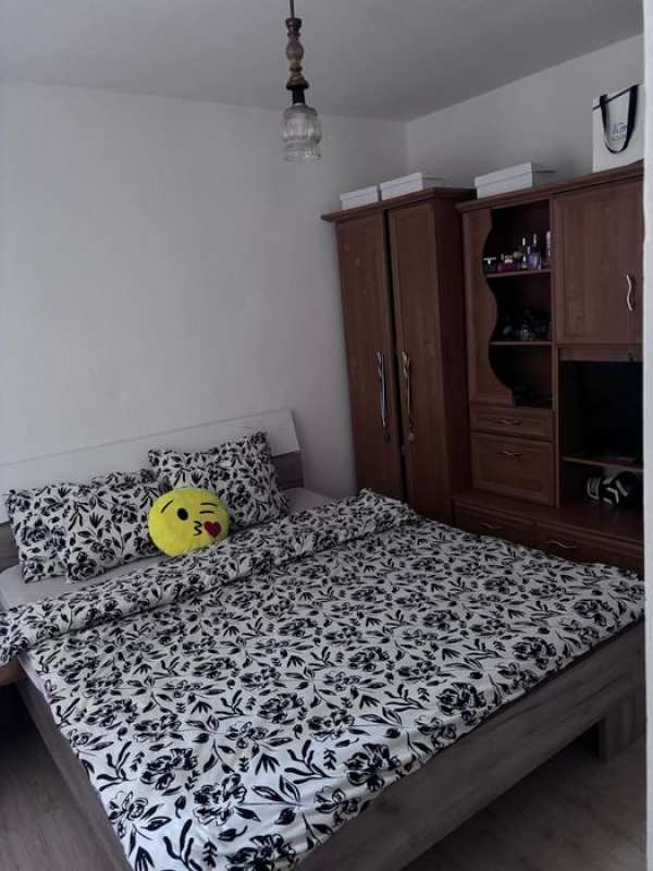 Inchiriez apartament 2 camere