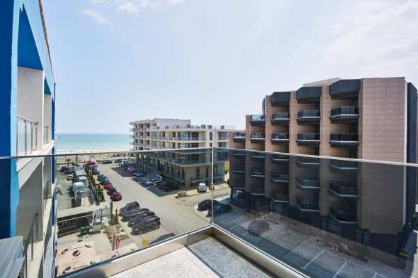 Cazare la 60 metri de plaja  Mamaia nord
