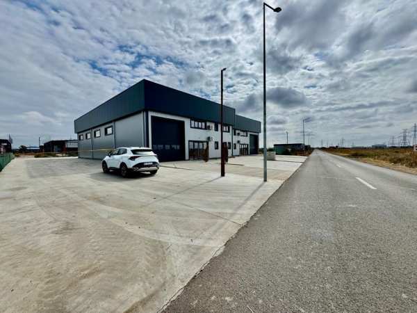 Inchiriere imobil cu teren 2500mp si cu 2 x cladiri lipite SDC 480mp