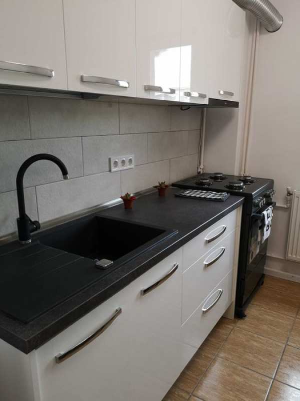 Proprietar , Ap de 2 camere de inchiriat , complet utilat
