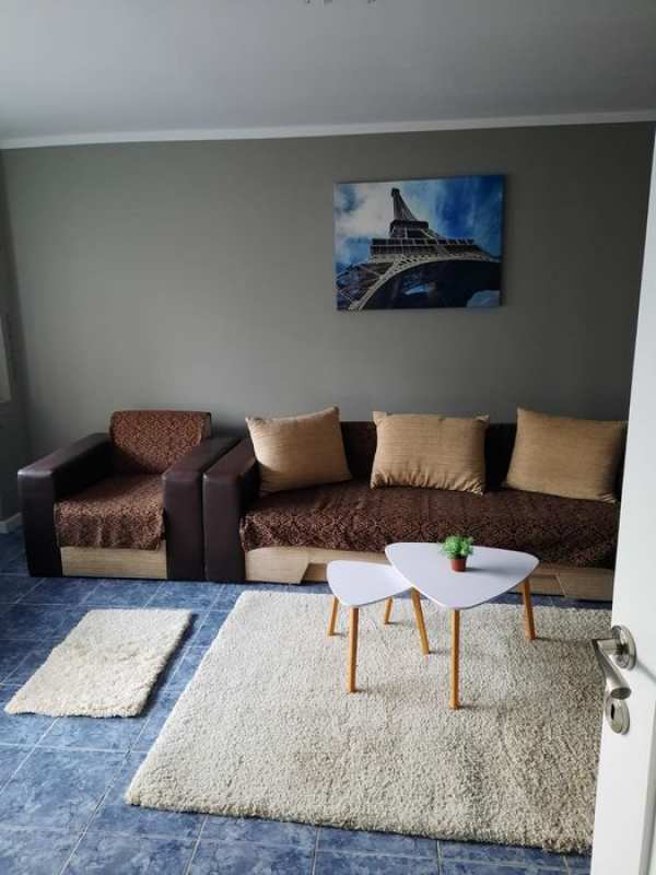 Garsoniera de inchiriat