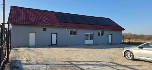 Vând Brutărie - Patiserie, teren 1.2 hectare, panouri fotovoltaice.