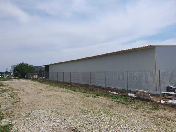 Inchiriez Spatiu  Depozitare si Productie  /  Hala Industriala 220 mp