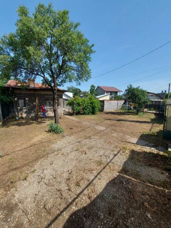Oportunitate/ Deschidere 18,5 m/l - Zonă Liniștită - Sala Sporturilor