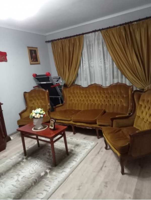 Vând apartament în apropierea Stațiunii Vârtop