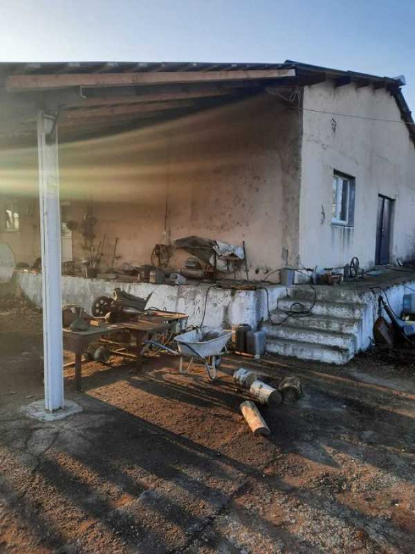 Hala industrială 2200mp - fosta platforma Astra Calafat