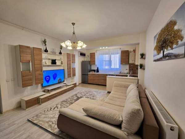 Proprietar inchriez apartament 3 Camere 2 bai 71mp Militari Residence