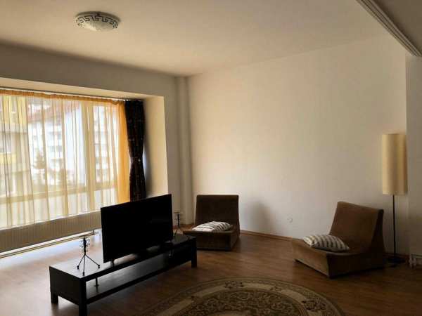 Inchiriez garsoniera exceptionala in bloc nou la intrare  in  Racadau