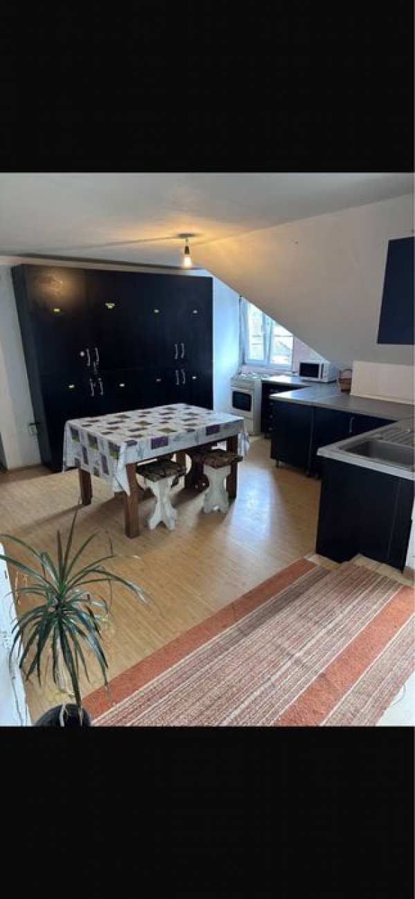 Garsoniera de inchiriat