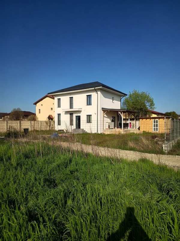 Casa P+1+Pod Teren 600 mp 2 balcoane 3camere 2 bai  lângă Bucuresti in Mihailesti  discount uriaș plata cash!
