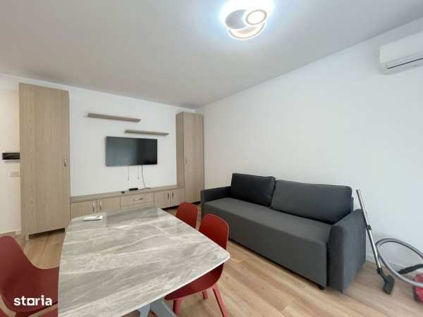 Apartament de închiriat-City of Mara, Prima închiriere