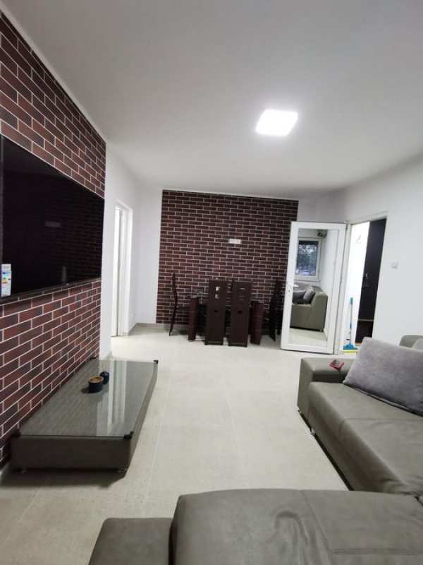 inchiriez apartament Drumul Taberei, langa parc