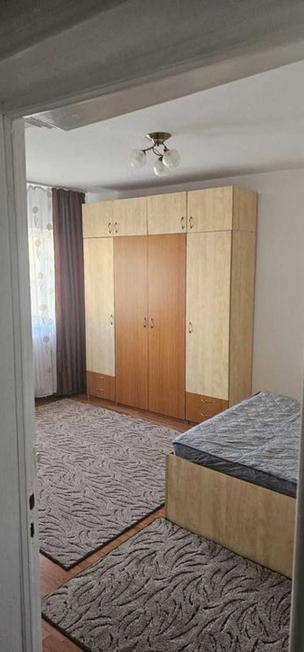 Inchiriez apartament 2camere, Blaj, zona spital