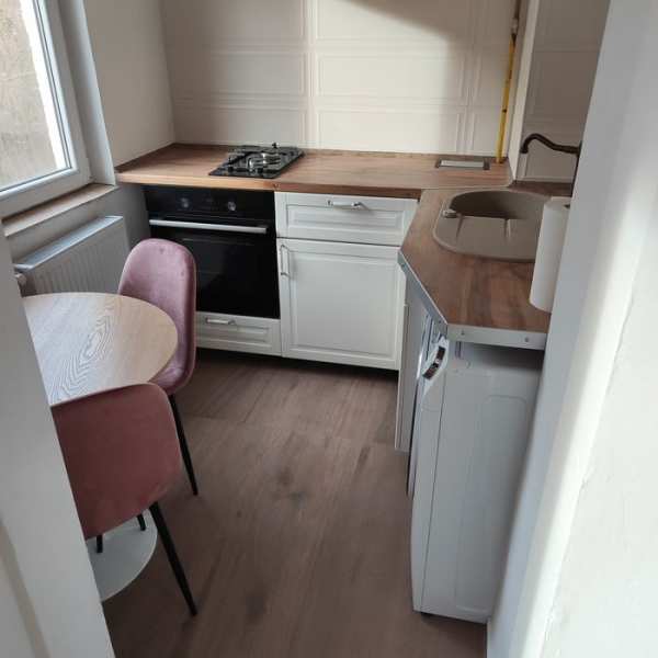 garsoniera de inchiriat