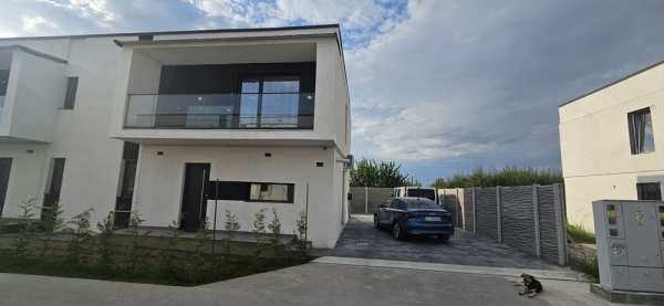 Inchiriez casa 5 camere