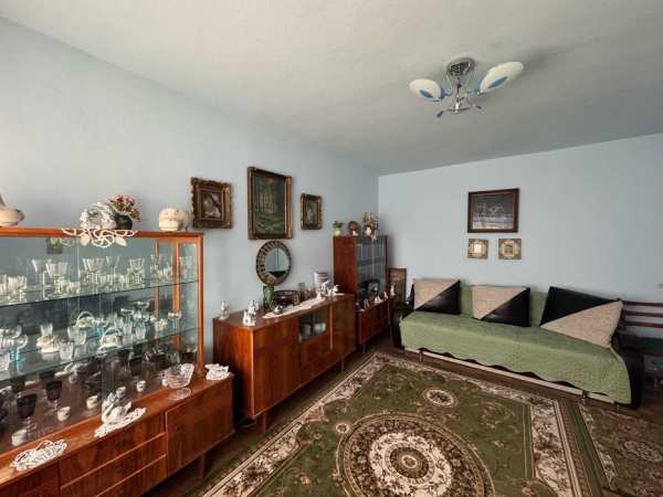 Vand apartament decomandat, 2 camere in Turnu Magurele