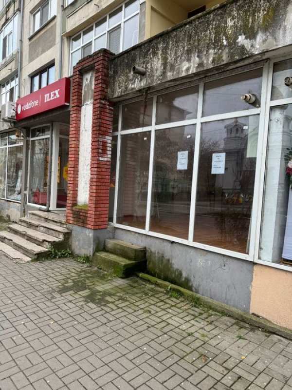 Spatiu comercial ultracentral de inchiriat