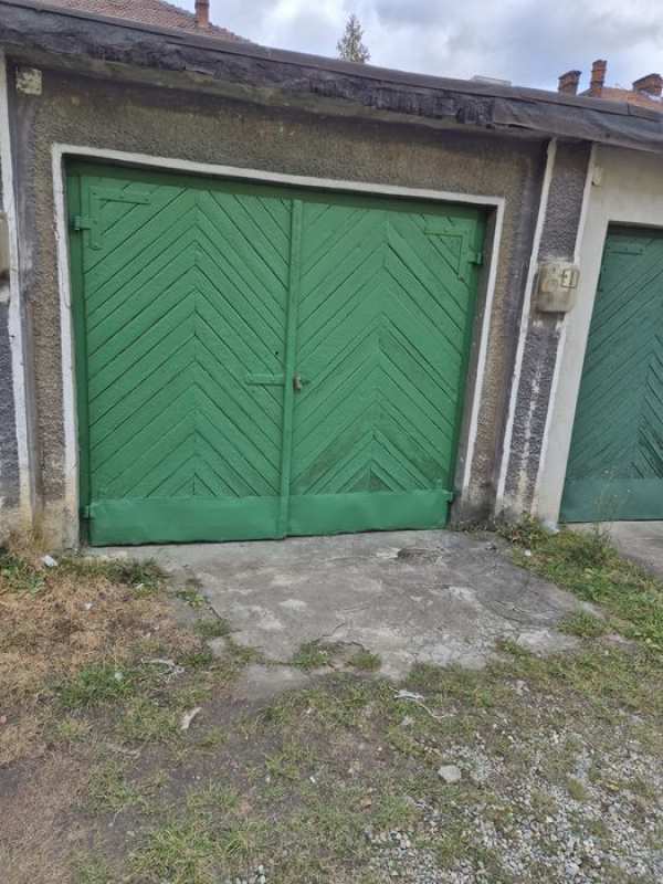 Garaj De Vinzare