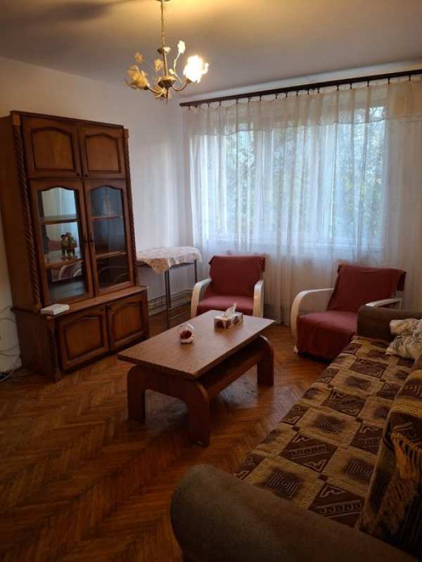 Apartament cu 2 camere de inchiriat-zona Rotonda,Craiova