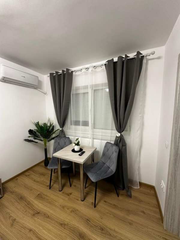 Garsoniera de inchiriat regim hotelier Hipodrom minim 7zile