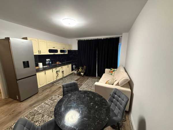 Inchiriez Apartament 2 camere cu Gradina - Iasi