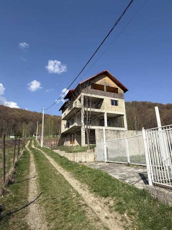 Casa/Vila la munte in statiunea Cheia  (Maneciu - Prahova)