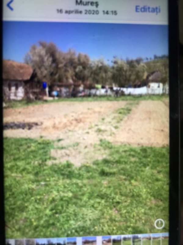 Vand casa cu teren  la 10 km de reghin