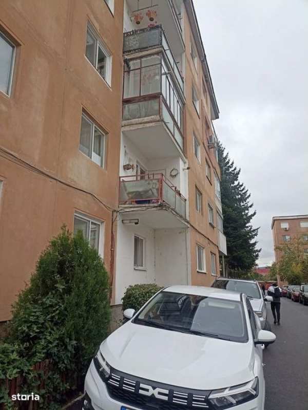 De vânzare apartament cu 3 camere în Sfântu Gheorghe