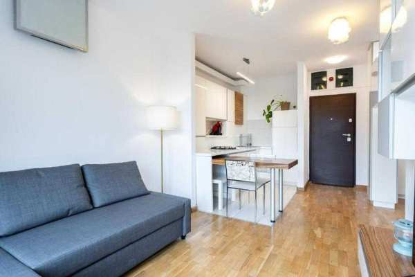 Inchiriez apartament 2 camere , zona centrala , p. carol , proprietar