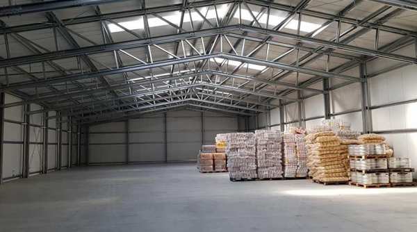 Hala , depozit , birouri de închiriat