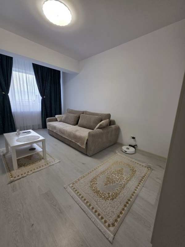 Garsoniera decomandata / 40mp /  zona Grand Arena / prima inchiriere / direct proprietar