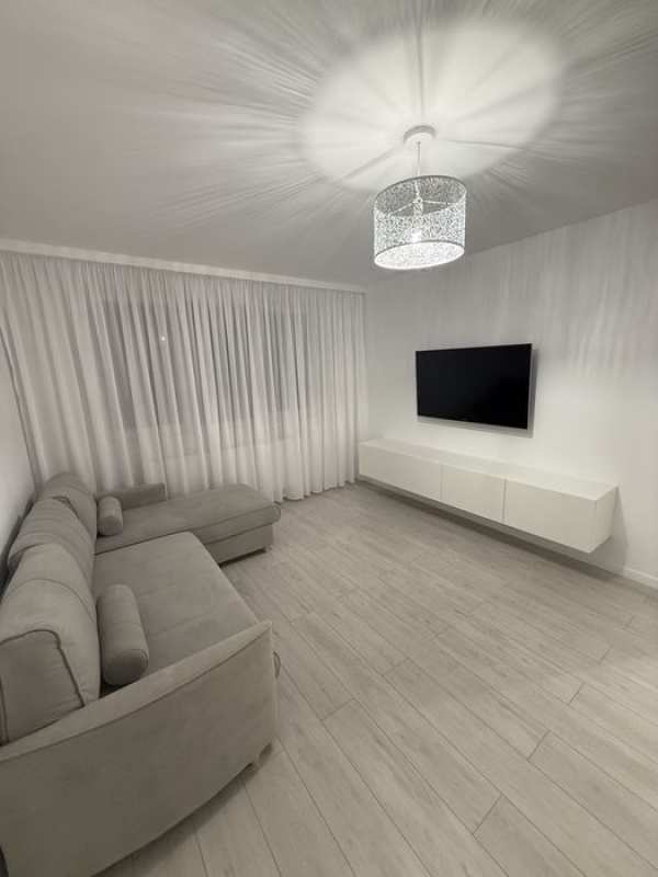 Apartament 2 camere, 48mp, renovat recent,prima inchiriere,Politehnica