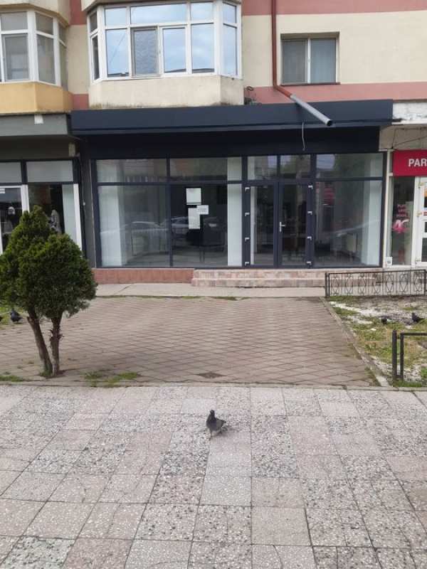 Inchiriere spatiu comercialal