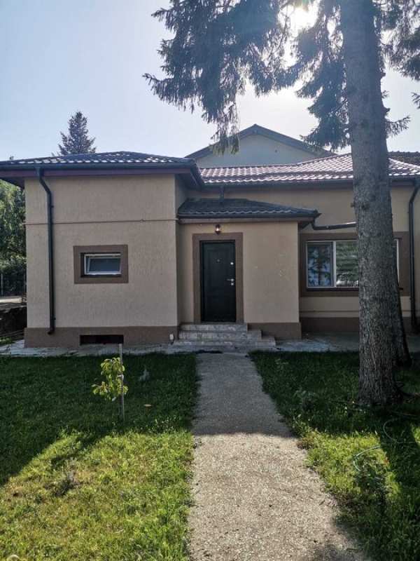 Închiriez casa Popești-Leordeni