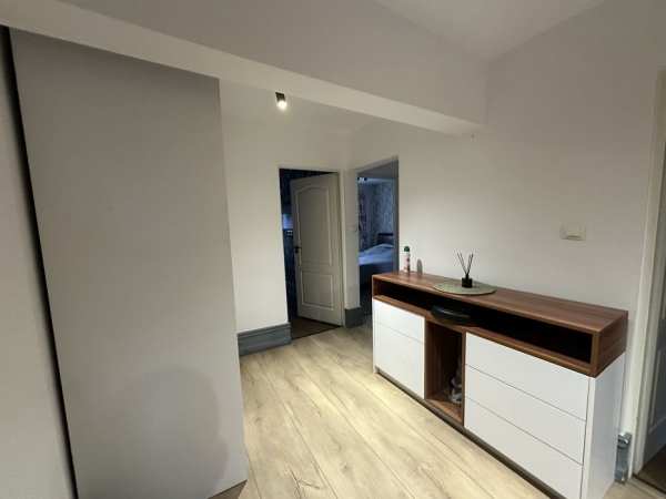 Apartament 3 camere, zona Centrala