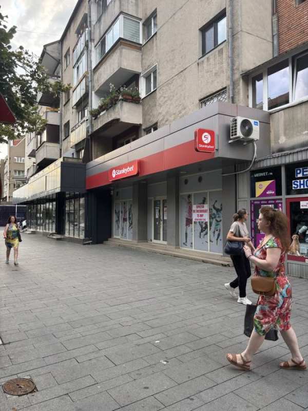 Spatiu comercial de inchiriat