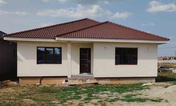 Casa semifinisata Santandrei