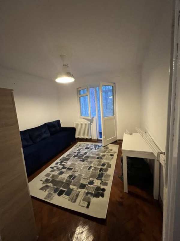 Vand apartament cu 2 camere ,utilat,in Alexandru