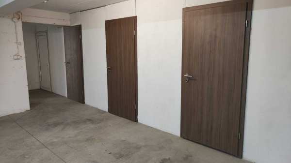 Inchiriez spatii-boxe de depozitare zona 1 Mai