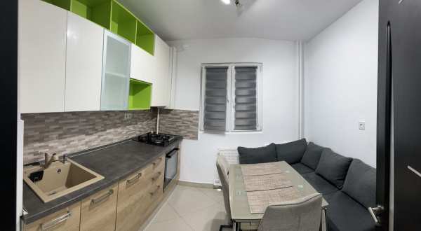 Inchiriez apartament 3 camere + loc parcare, Aleea Diham, Sector 2