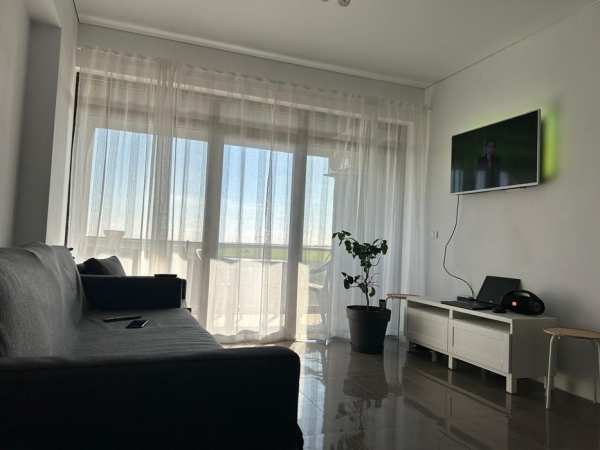 Închiriez apartament 2 camere