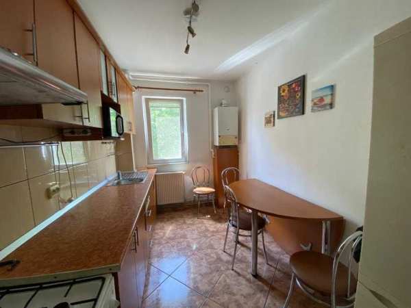 Persoana fizica inchiriez apartament 3 camere