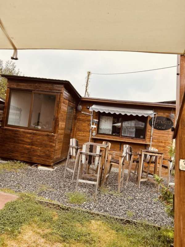 Container din panouri sandwich din 2 bucati