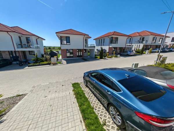 Vila tip duplex Mogosoaia Padure