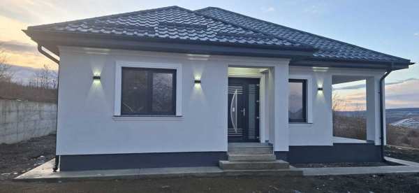 Casa Catamaresti Deal Zona RAR, str. Viorelelor nr.20