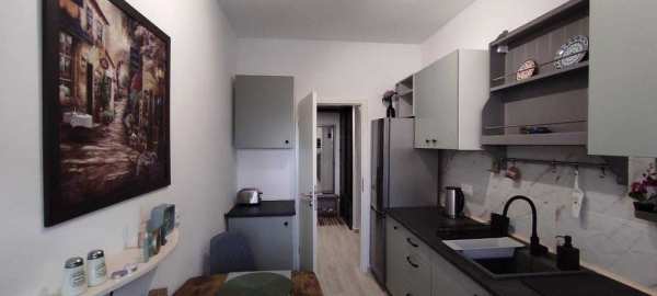 Proprietar, inchiriez garsoniera