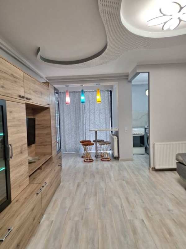 Inchiriez  garsoniera Independentei,  Baia Mare