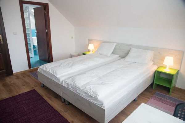 Inchiriere camera la casa