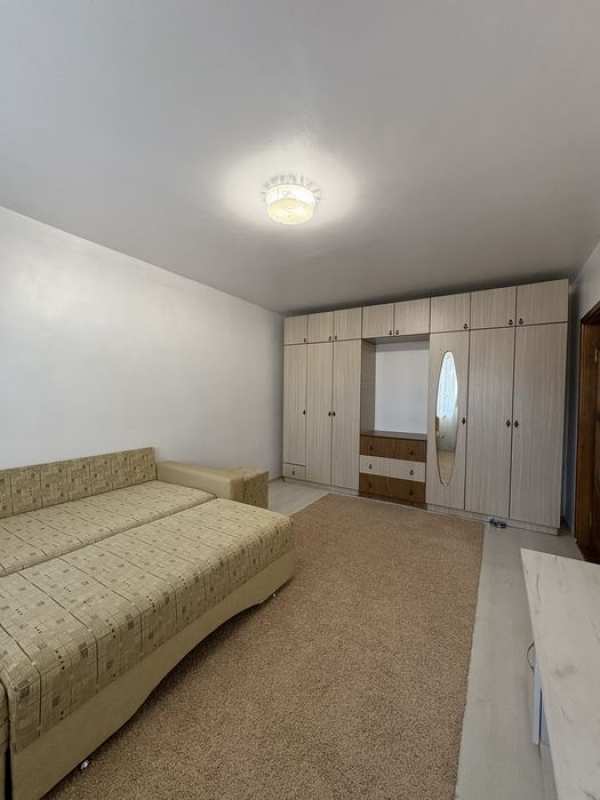 Inchiriez garsoniera Unirii